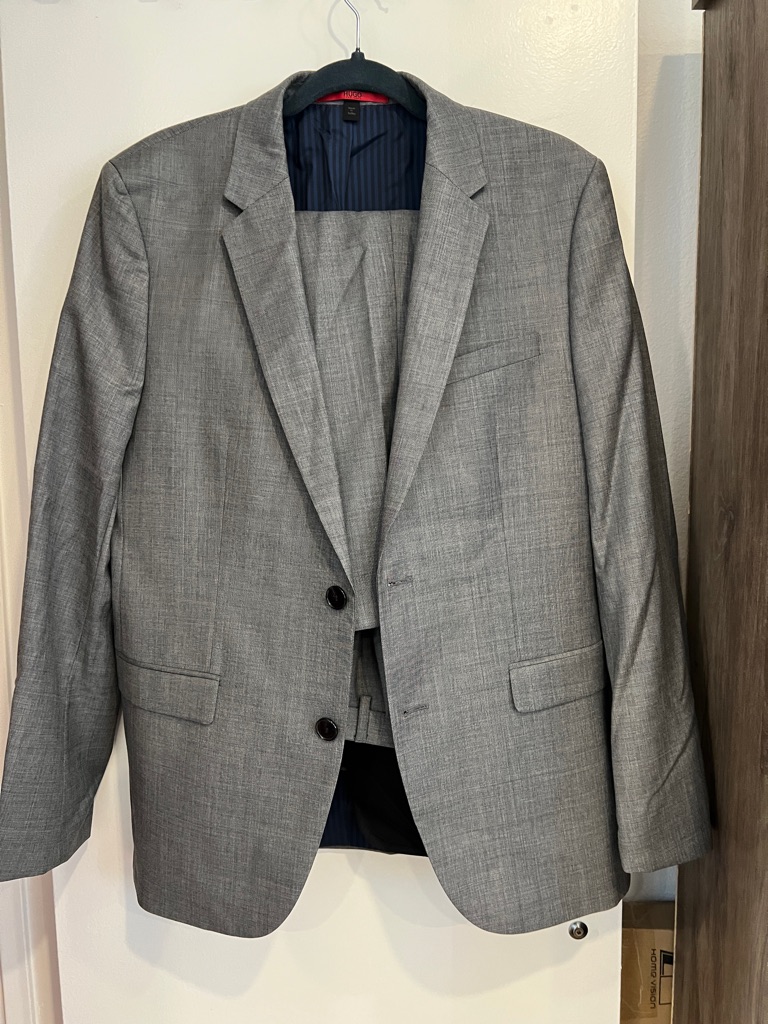 Hugo Boss Special Edition Light Gray Men's Two-Button Suit Jacket